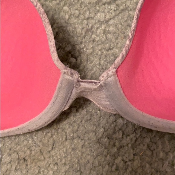 grey victoria’s secret bra - Picture 3 of 3